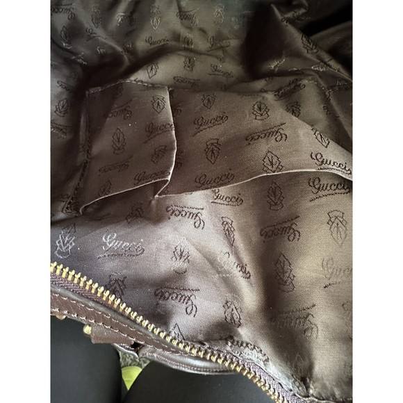 GUCCI  Babushka bag, Need Small Repair To Grommet, Some Slight Discolorations - Picture 14 of 16